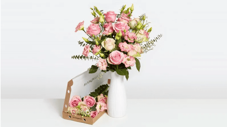 Flower Subscription Services : Flowers Delivered Monthly